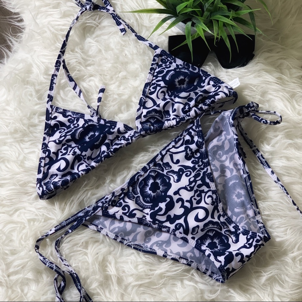 SEXY 2Piece bikini 👙 New w/out tags *Never worn*